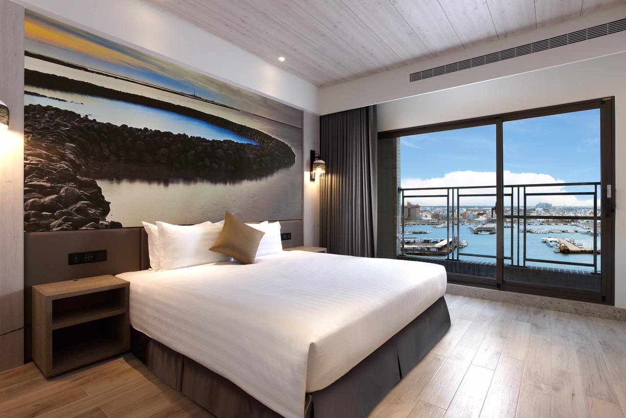 Discovery Hotel Magong Exterior photo